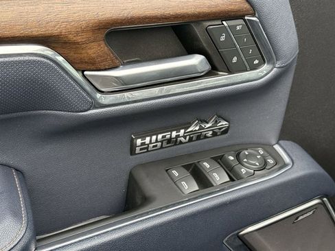 Used 2023 Chevrolet Silverado 1500 High Country w/ High Country Premium Package image 28