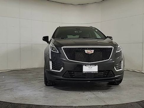 Certified 2024 Cadillac XT5 Sportv w/ Technology Package image 3