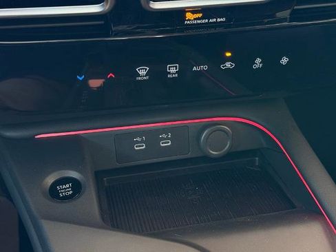 New 2026 Nissan Sentra SR w/ Floor Mat Package FWD image 26