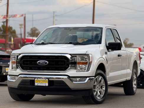 Used 2022 Ford F150 XLT w/ Trailer Tow Package image 3