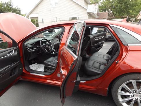 Used 2013 Cadillac XTS FWD image 11