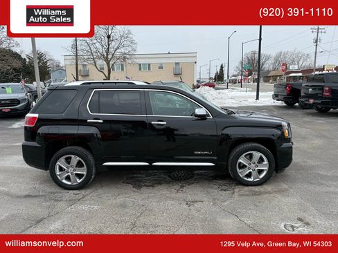 Used 2017 GMC Terrain Denali image 3