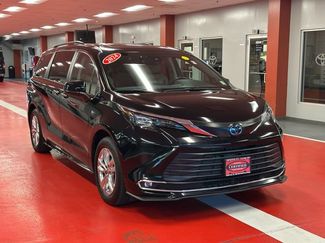 Certified 2024 Toyota Sienna XLE w/ XLE Plus Package AWD/4WD video 2