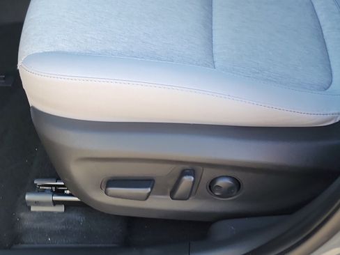 Certified 2023 Hyundai Kona SE FWD image 19
