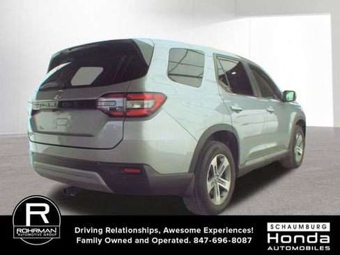 Used 2023 Honda Pilot EX-L image 2