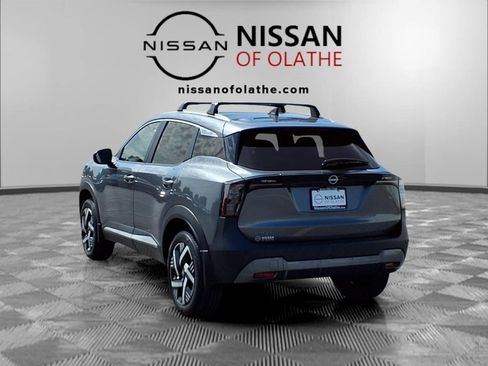 Used 2026 Nissan Kicks SV w/ Cold Weather Package FWD image 3