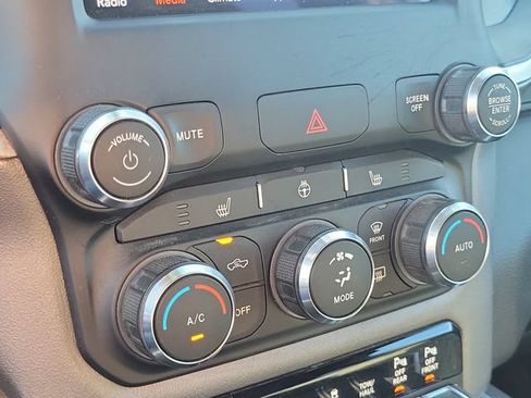 Used 2021 RAM 1500 Big Horn AWD/4WD image 33
