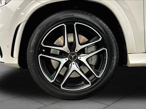 Used 2023 Mercedes-Benz GLE 53 AMG 4MATIC Coupe image 11