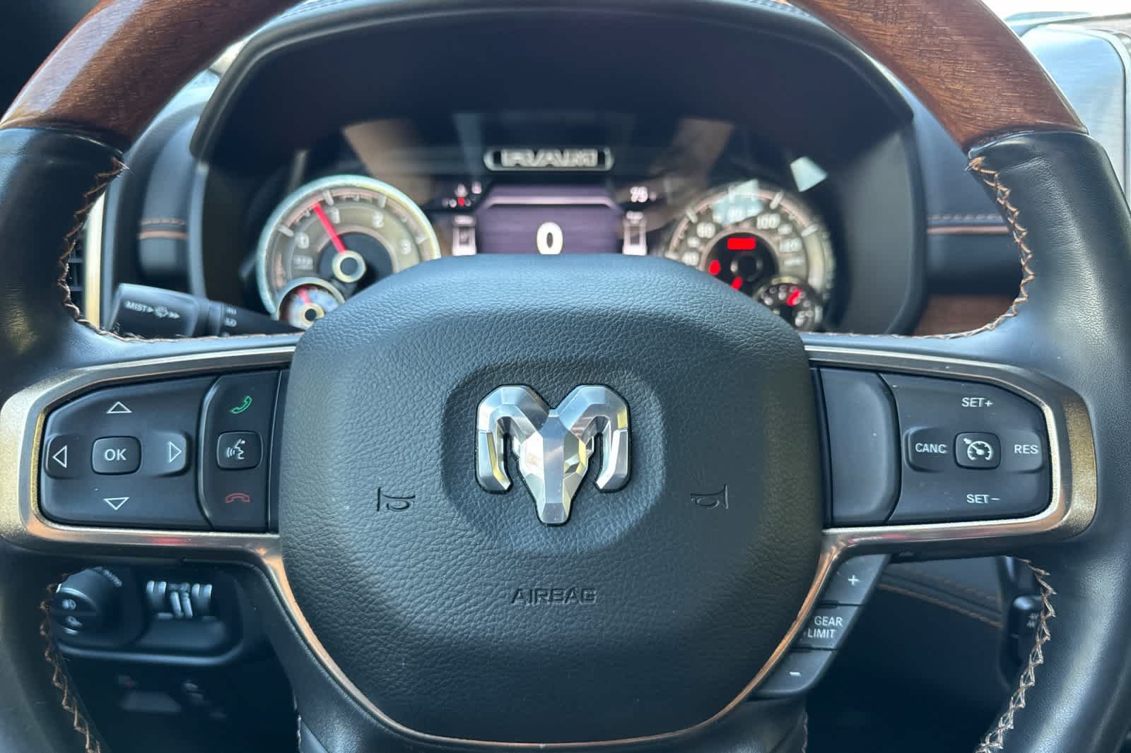 Used 2022 RAM 1500 Limited AWD/4WD image 23