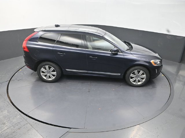 Used 2016 Volvo XC60 T6 AWD/4WD image 30