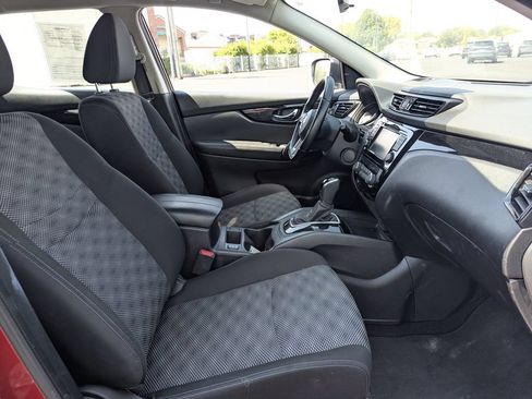 Used 2021 Nissan Rogue Sport SV AWD/4WD image 33