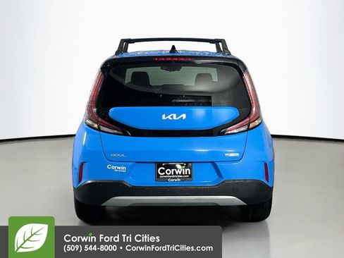 Used 2023 Kia Soul EX FWD image 14