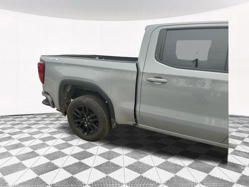 Used 2024 GMC Sierra 1500 Elevation image 11