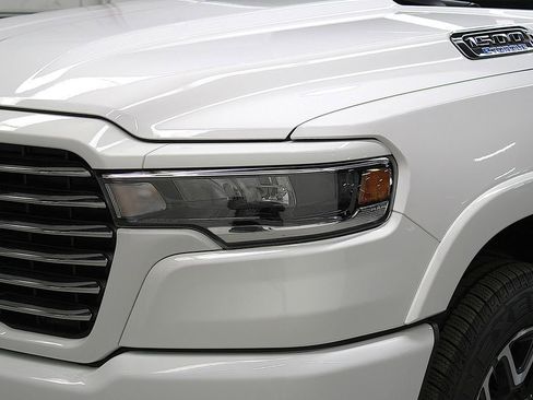 New 2026 RAM 1500 Laramie w/ Advanced Safety Group II AWD/4WD image 46