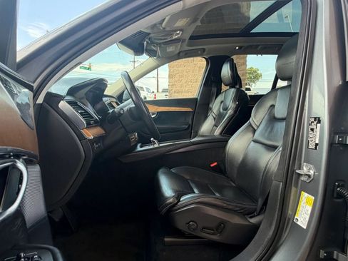 Used 2017 Volvo XC90 T8 Inscription w/ Luxury Package AWD/4WD image 42