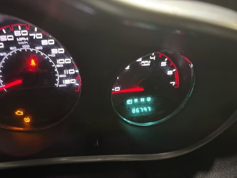 Used 2011 Dodge Avenger Heat image 18