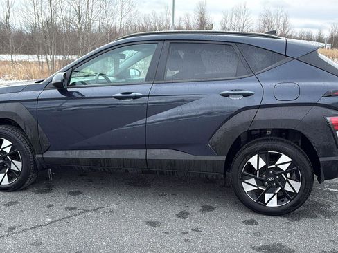 Certified 2025 Hyundai Kona SEL image 9