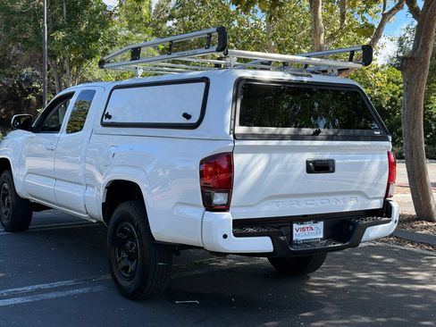 Used 2022 Toyota Tacoma SR RWD image 33