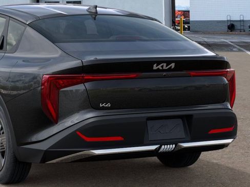 New 2026 Kia K4 LX image 13