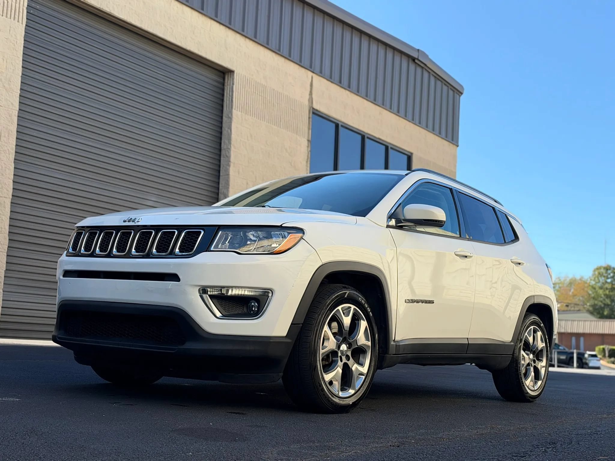 Used 2020 Jeep Compass Limited FWD image 40