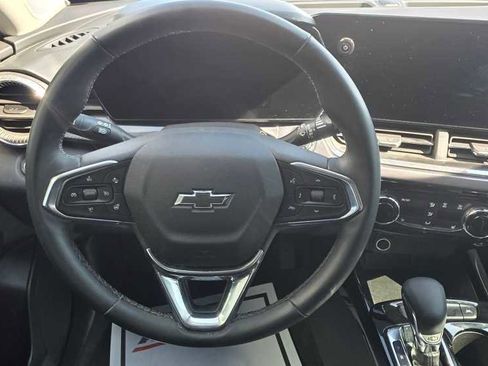 Used 2025 Chevrolet Trax ACTIV w/ Driver Confidence Package image 12