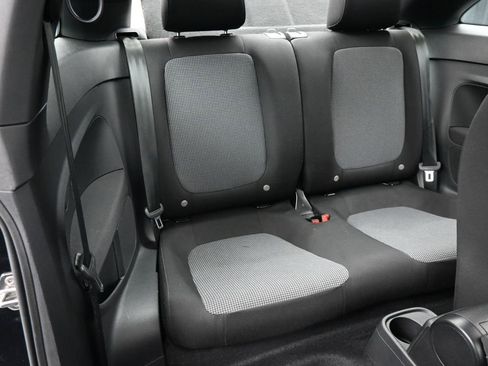 Used 2019 Volkswagen Beetle 2.0T S image 24