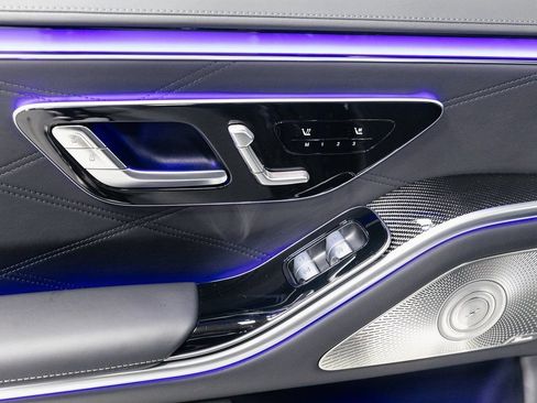 Certified 2025 Mercedes-Benz S 63 AMG S w/ Carbon Fiber Exterior Package image 27