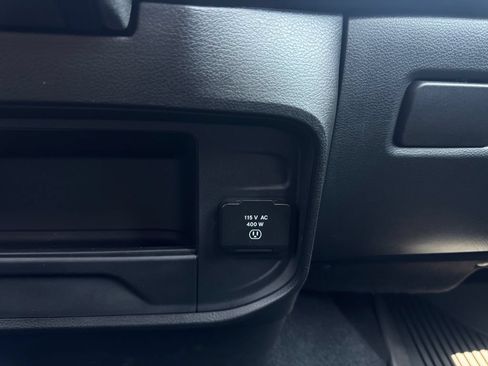 Used 2025 RAM 2500 Tradesman AWD/4WD image 16