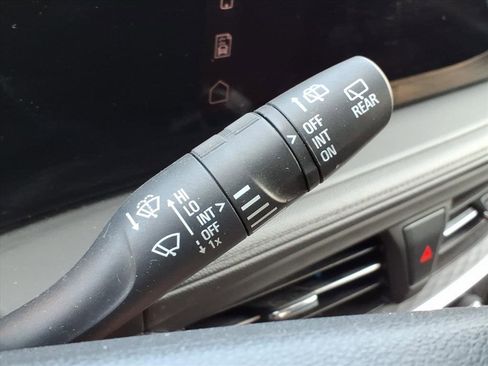 Used 2024 Buick Encore GX Preferred image 23