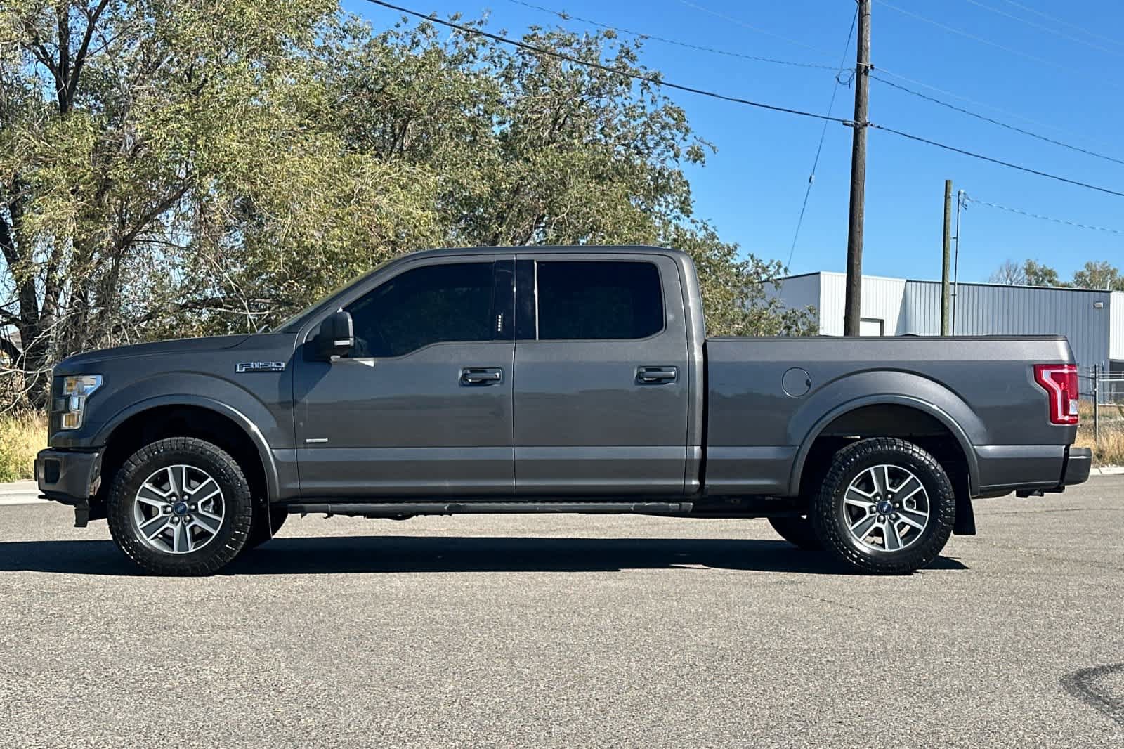 Used 2016 Ford F150 XLT w/ Equipment Group 302A Luxury AWD/4WD image 5