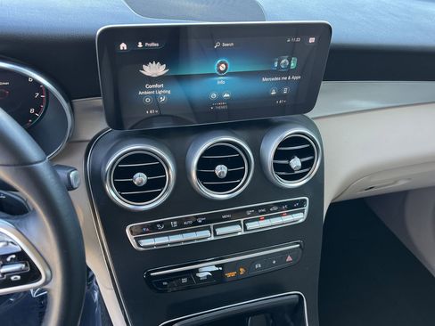 Used 2022 Mercedes-Benz GLC 300 GLC 300 image 16