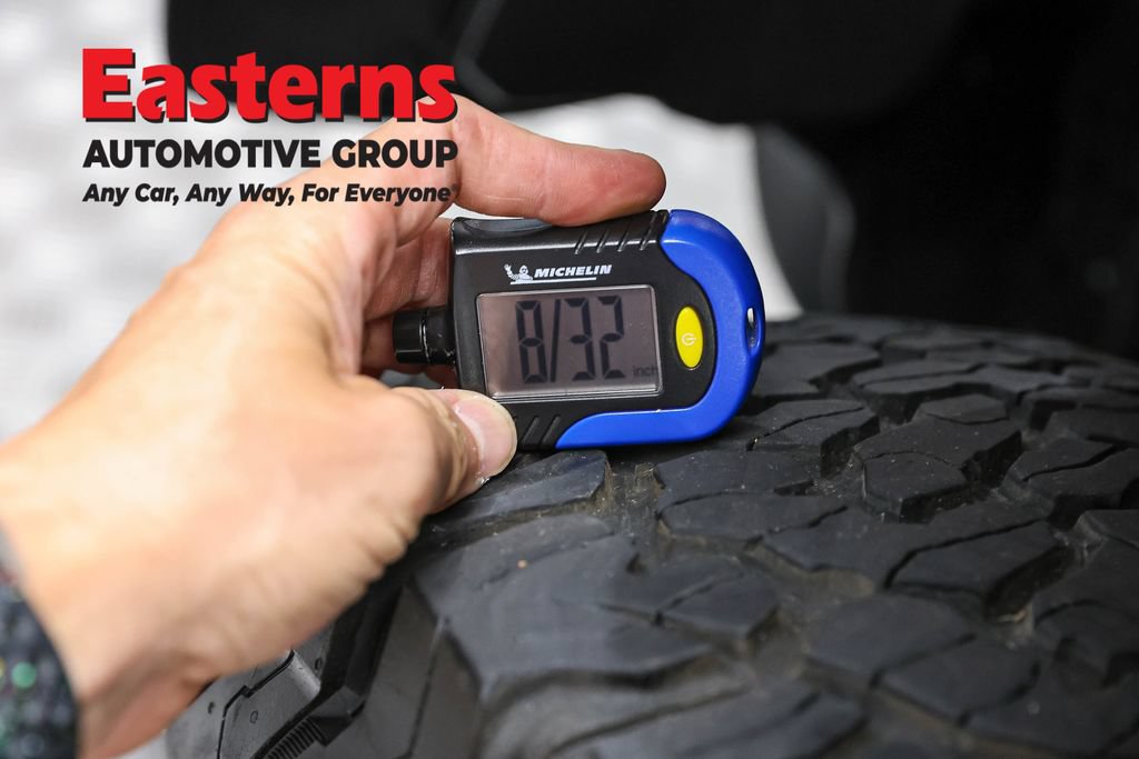Used 2023 Jeep Wrangler Unlimited Rubicon 4xe w/ Cold Weather Group AWD/4WD image 30