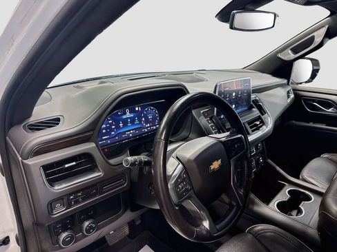 Used 2022 Chevrolet Tahoe Premier AWD/4WD image 9
