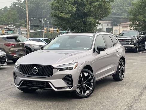 Used 2026 Volvo XC60 B5 Plus w/ Climate Package AWD/4WD image 1