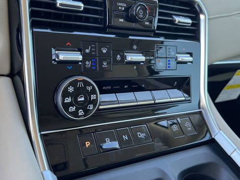 New 2026 Nissan Armada Platinum Reserve image 12