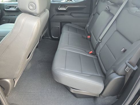 Used 2026 GMC Sierra 1500 SLT w/ SLT Premium Plus Package AWD/4WD image 16