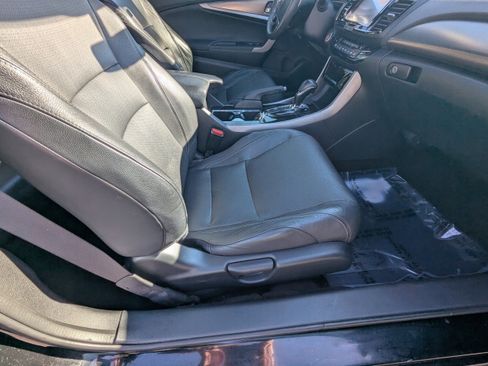 Used 2017 Honda Accord EX-L image 13