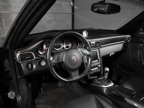 Used 2011 Porsche 911 4 Cabriolet AWD/4WD image 19