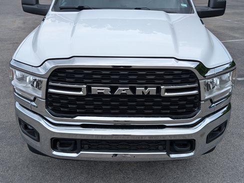Used 2023 RAM 2500 Big Horn w/ Level 1 Equipment Group AWD/4WD image 12