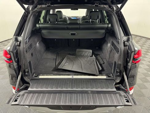 Used 2025 BMW X5 xDrive50e w/ Premium Package AWD/4WD image 14