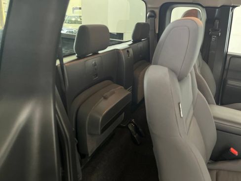 Used 2022 Nissan Frontier S RWD image 20