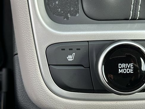 New 2026 Hyundai Venue SEL image 23