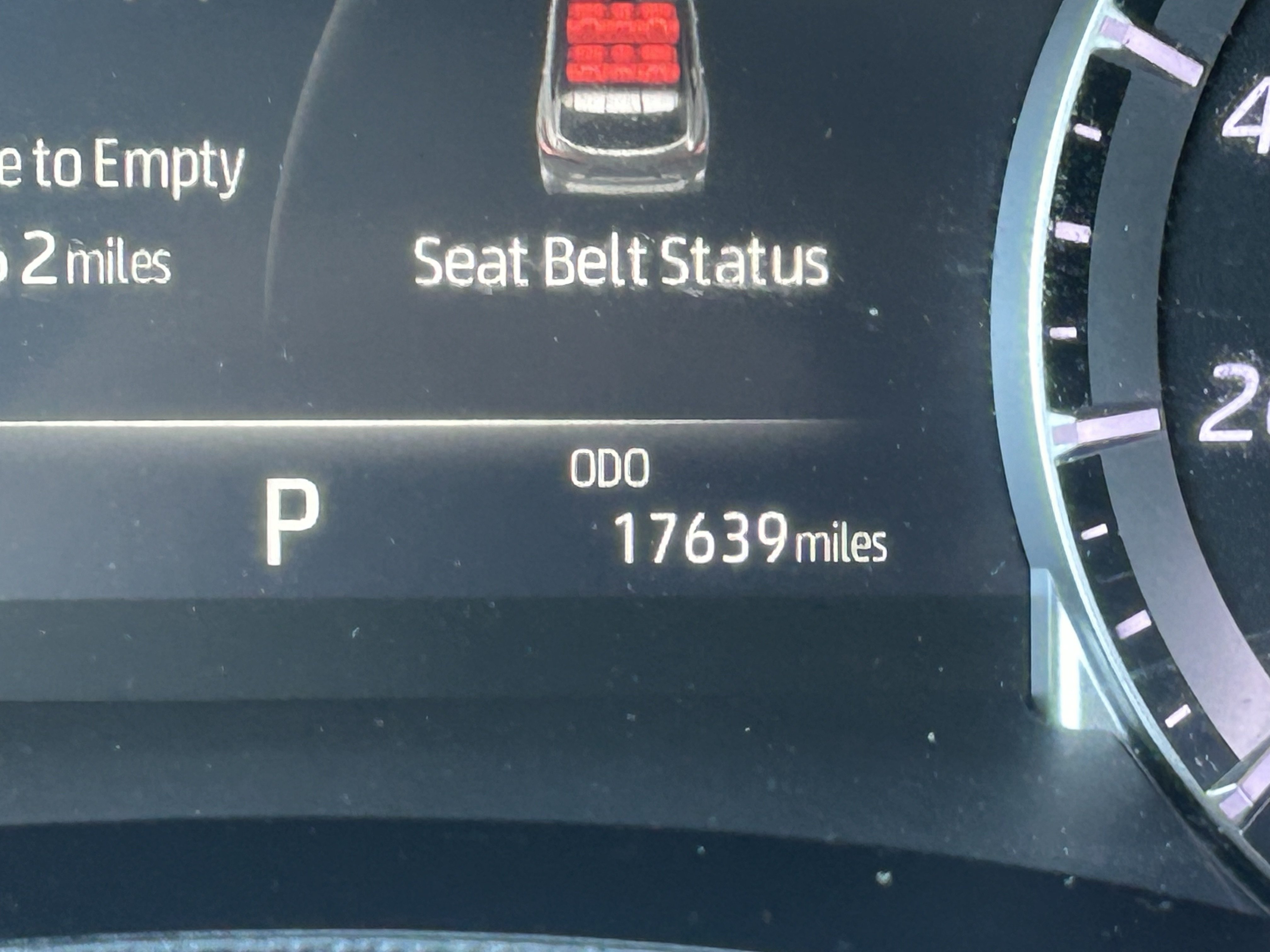 Used 2023 Toyota Highlander XLE FWD image 31