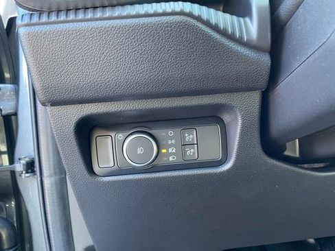 New 2025 Ford Ranger XLT w/ Equipment Group 301A High image 21