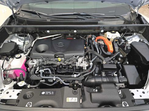 Certified 2021 Toyota RAV4 XSE AWD/4WD image 9