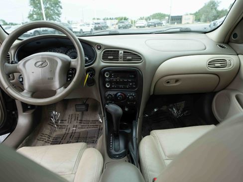 Used 2001 Oldsmobile Alero GLS FWD image 20