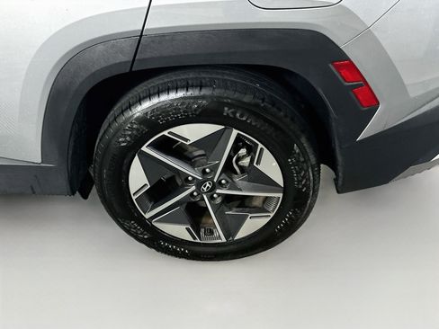 Used 2025 Hyundai Tucson SEL FWD image 11