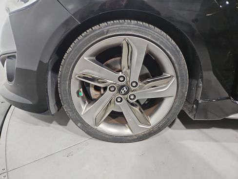 Used 2013 Hyundai Veloster Turbo w/ Ultimate Pkg image 27