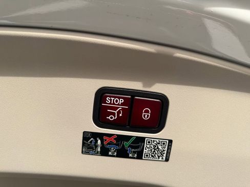 Used 2022 Mercedes-Benz AMG GT 53 image 10