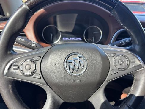 Used 2018 Buick Enclave Avenir w/ Avenir Technology Package image 22